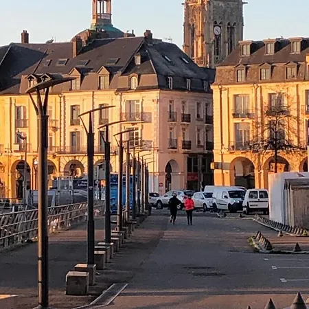 Appartement De La Place *