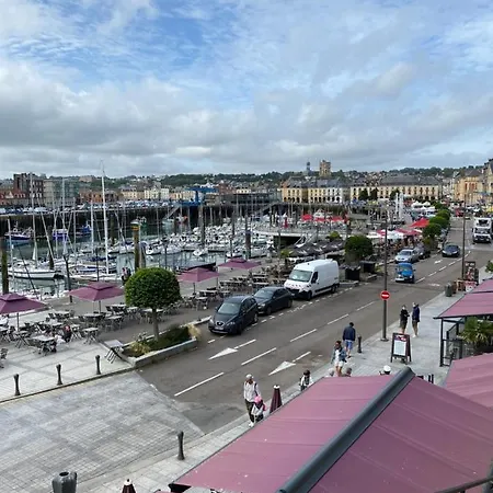 아파트 De La Place