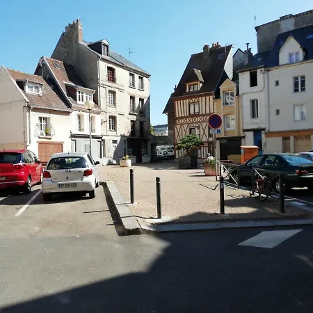 De La Place *
